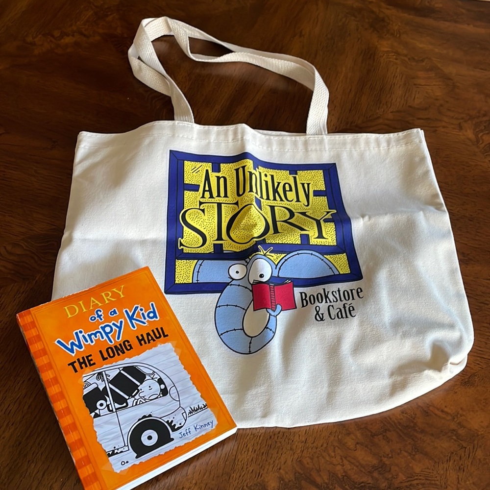 Diary of Wimpy Kid Book and Bag Set - The Long Haul - New Unread - Jeff Kinney
